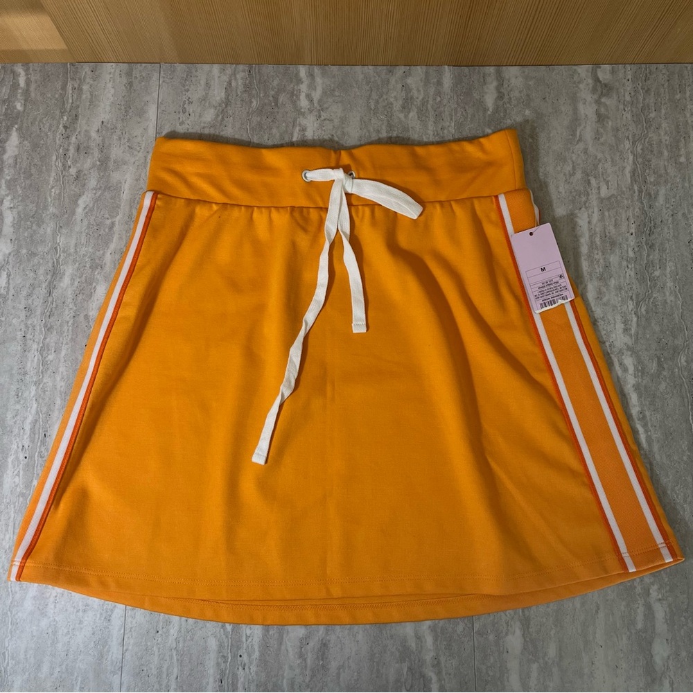 Wild Fable Orange and White Striped Athletic Skirt Size: M NWT